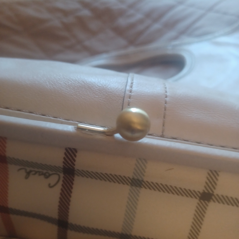 Vintage Rare soft Leather Coach Shoulder Bag that is turned inside out adjustab - Picture 14 of 16